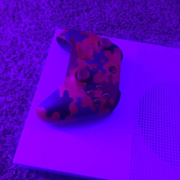 Xbox one s - Picture 3 of 3